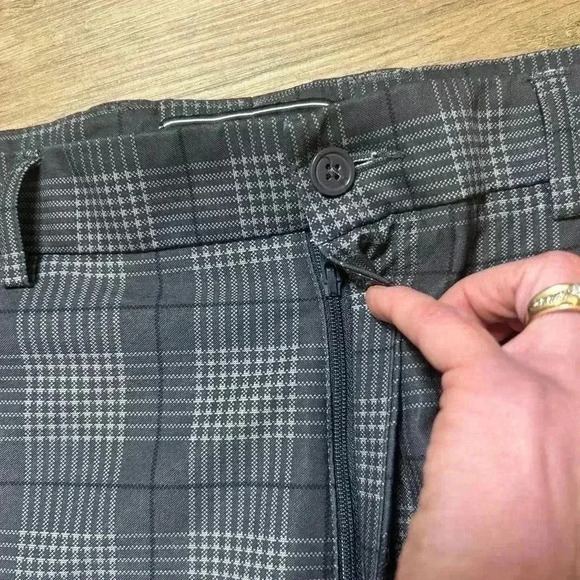 Pebble Beach Men’s 36 High Pro Golf Shorts Gray Plaid Hybrid | Stretch Quick Dry - Picture 4 of 5